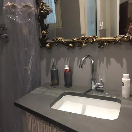 Апартаменти La Maison De Marie Ла-Спеція